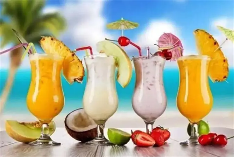 10 common cocktail glasses7.jpg