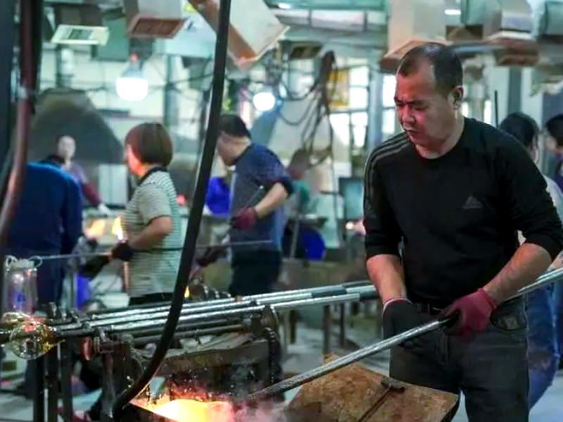 How was a glassware born