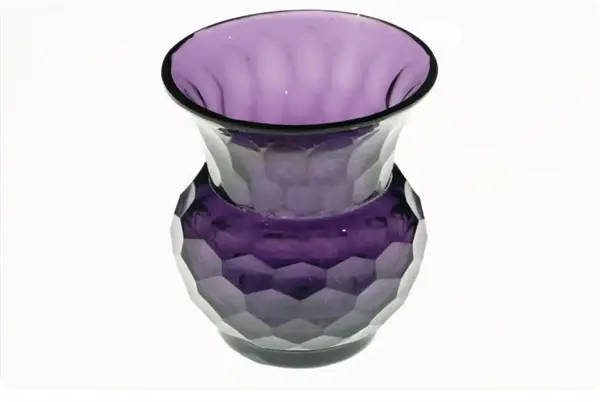 Chinese glass originated1.jpg